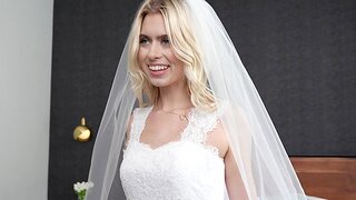 Bride Jill Kassidy drops her white give one's eye-teeth for hardcore pounding